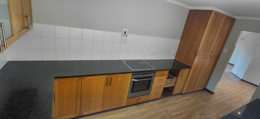 To Let 3 Bedroom Property for Rent in Fish Hoek Western Cape